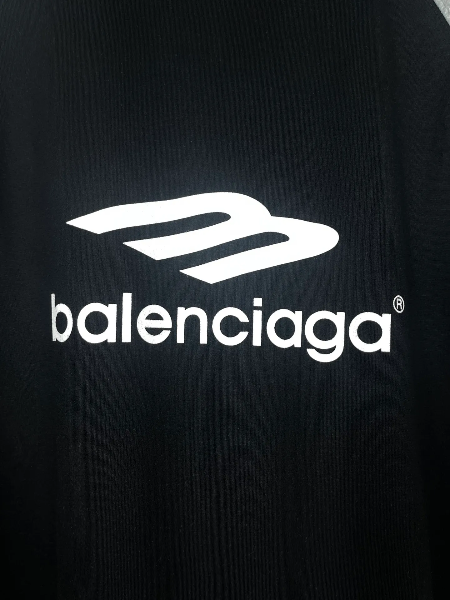 【 . Quality】BALENCI*GA/ #2024New Arrival 3m Classic LOGO New Arrival T 。#2024 ZP 、 260 ， . ， 。 。Classic LOGO 。 ， 。 , OS . Same Style ：BL 223351 ：Black. Size：XS L